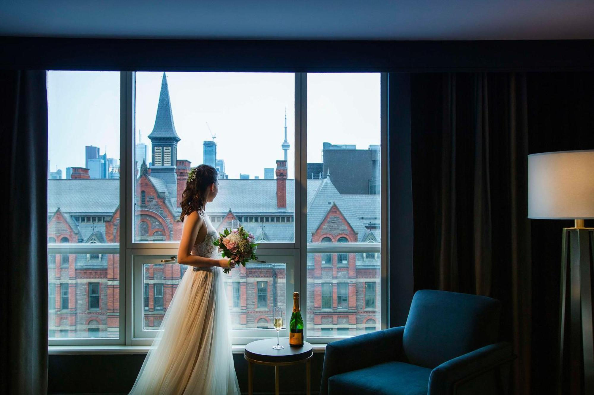 The Yorkville Royal Sonesta Hotel Торонто Екстериор снимка